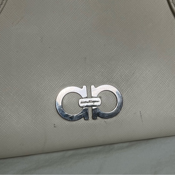 Salvatore Ferragamo Purse - Picture 4 of 14